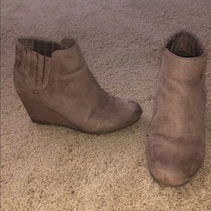 Cute Beige Suede Wedged Booties